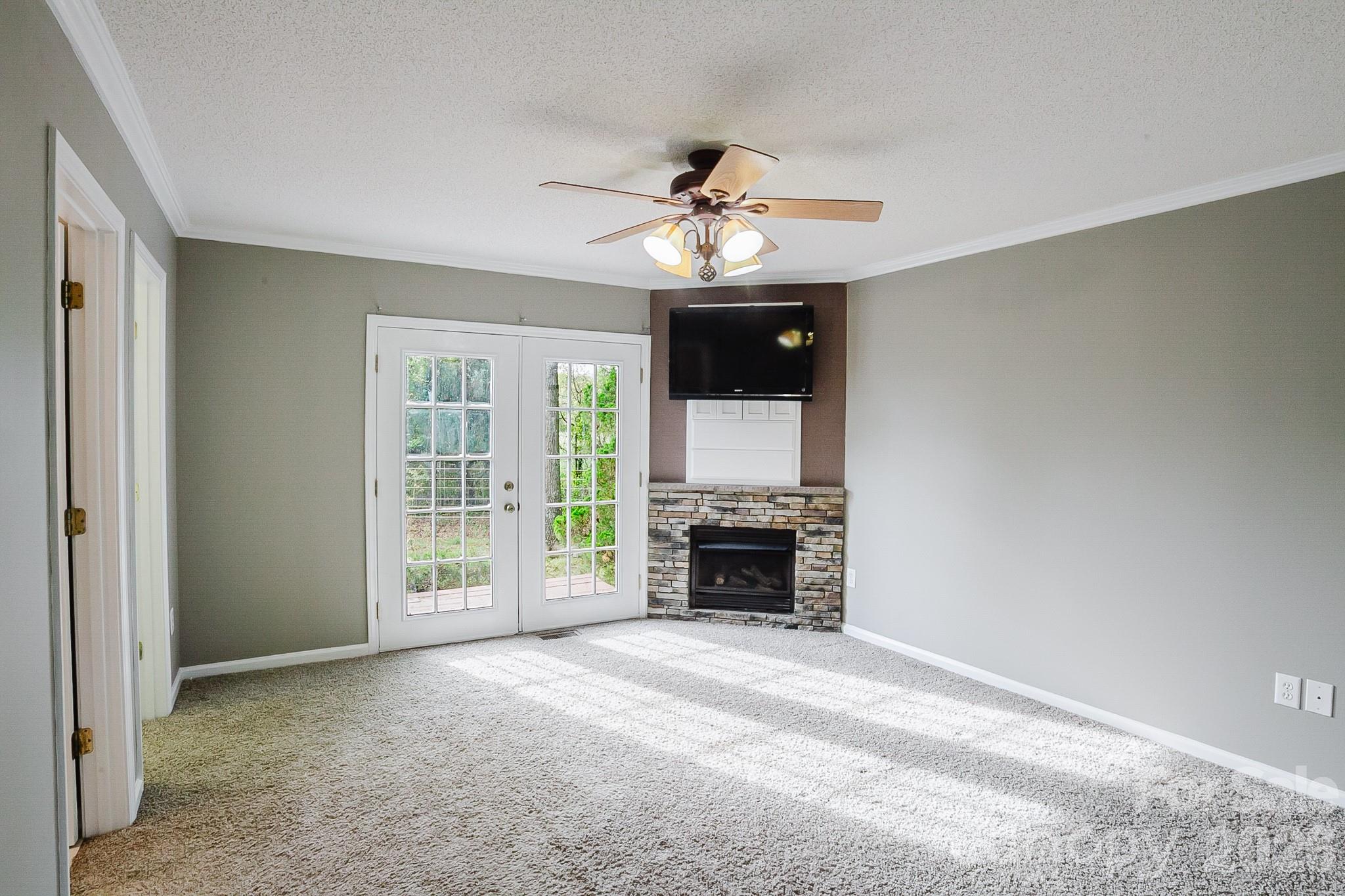 Hampton Place - Residential