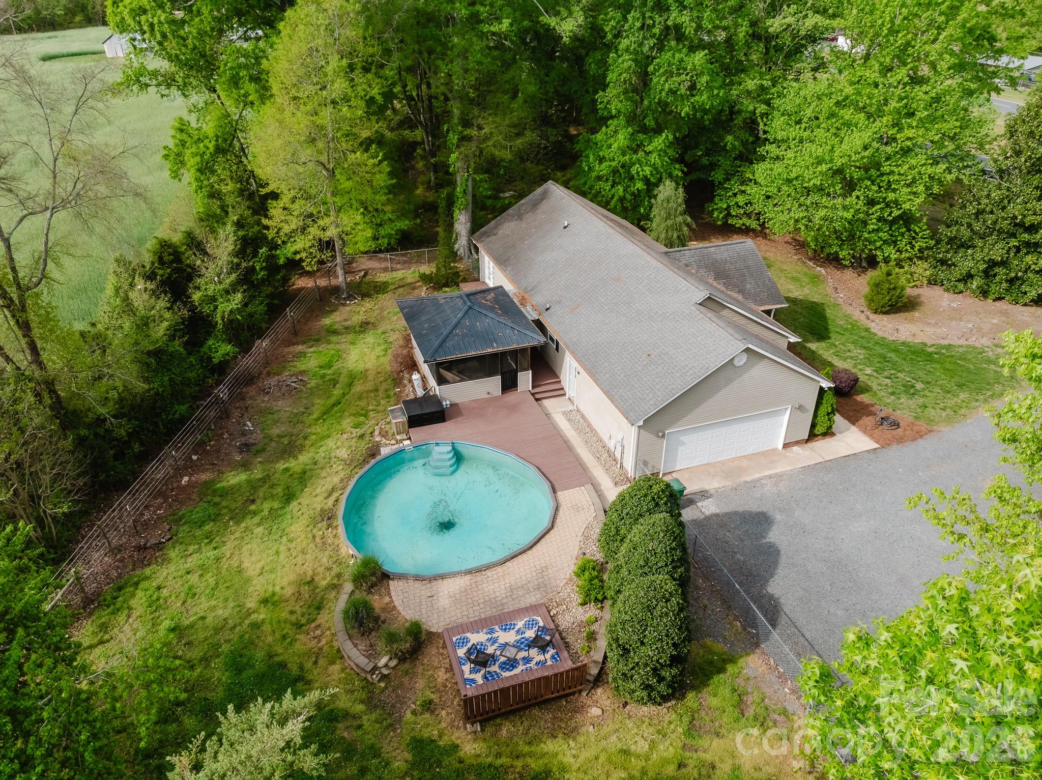 Hampton Place - Residential