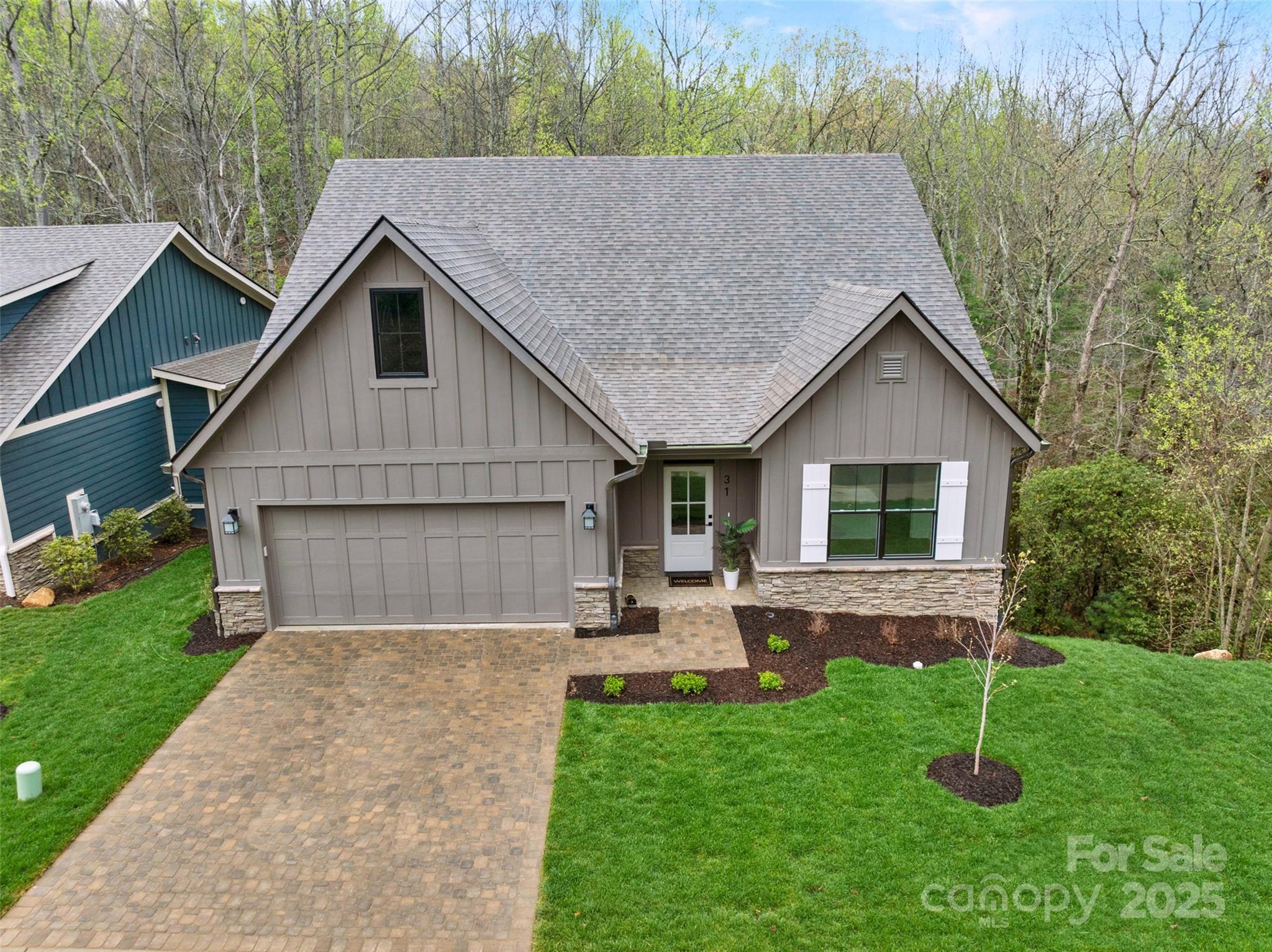 31 Hogans View Circle