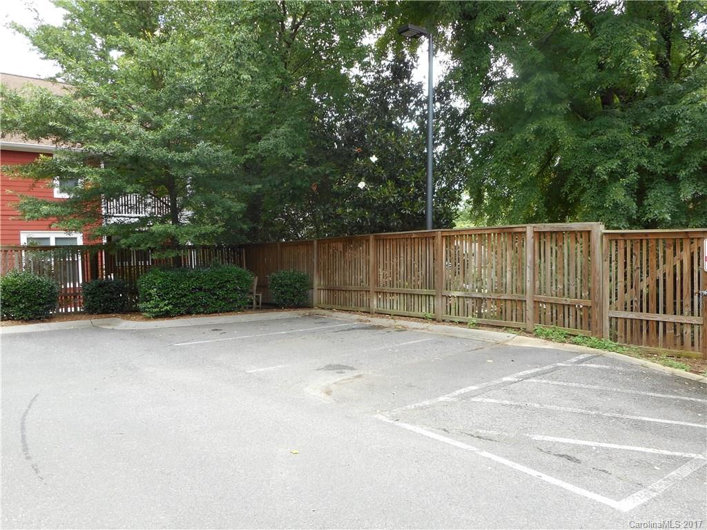 Laurel Ridge - Residential Lease