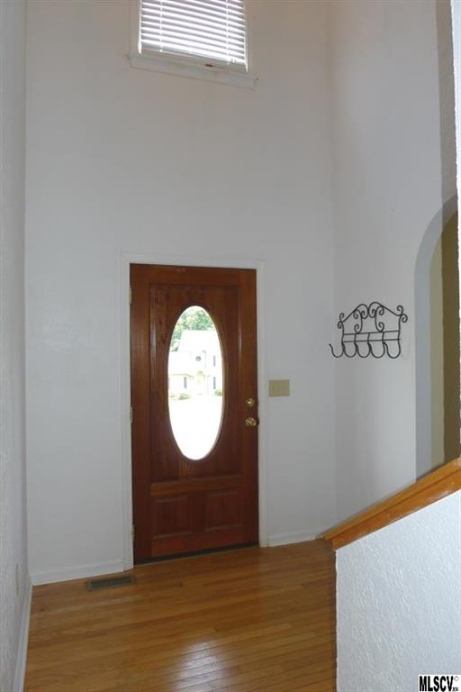 Maple Crest - Residential