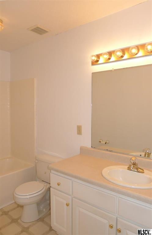 Maple Crest - Residential