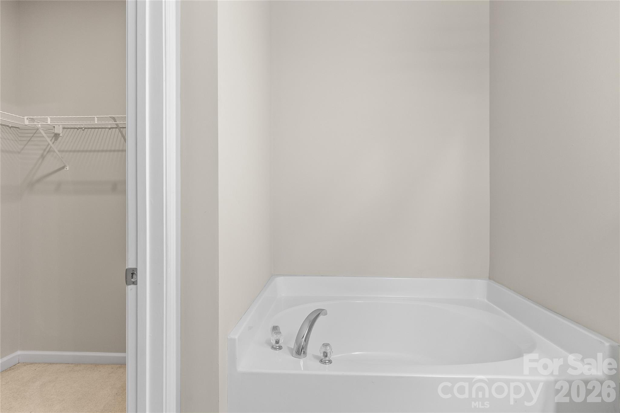 Alexander Chase - Residential