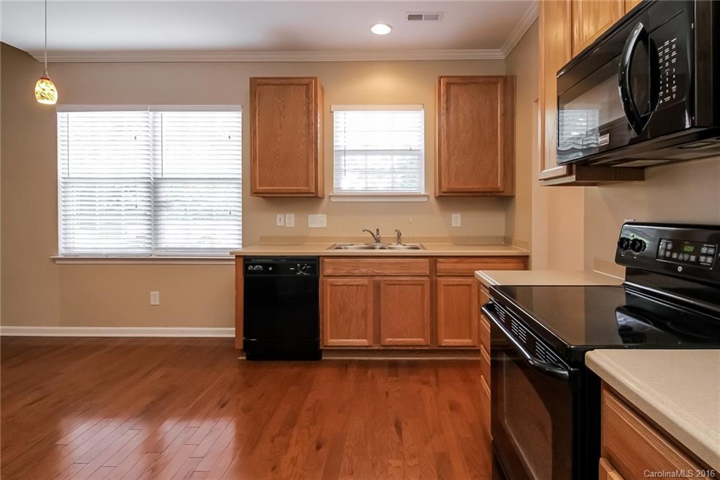 Falcon Ridge - Residential Lease