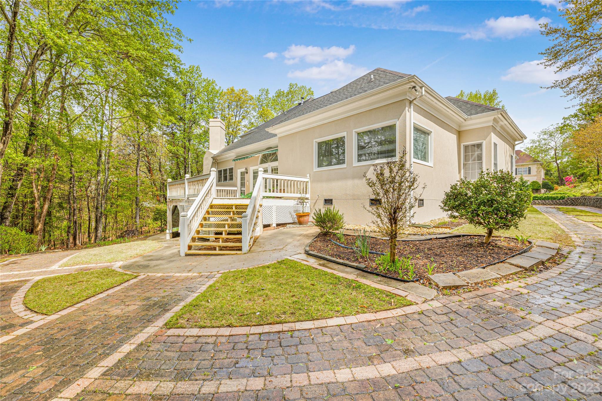 Riverpointe - Residential