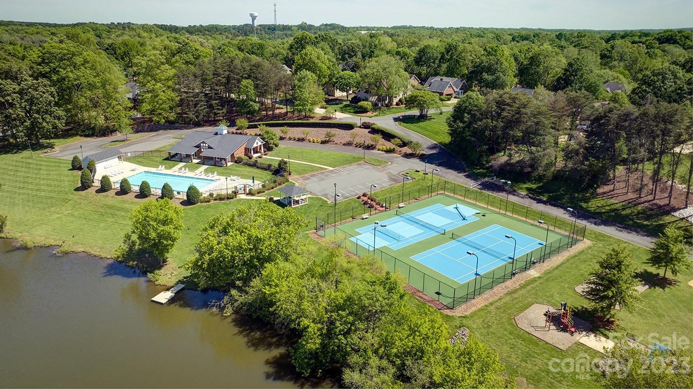 Beacon Knoll - Residential