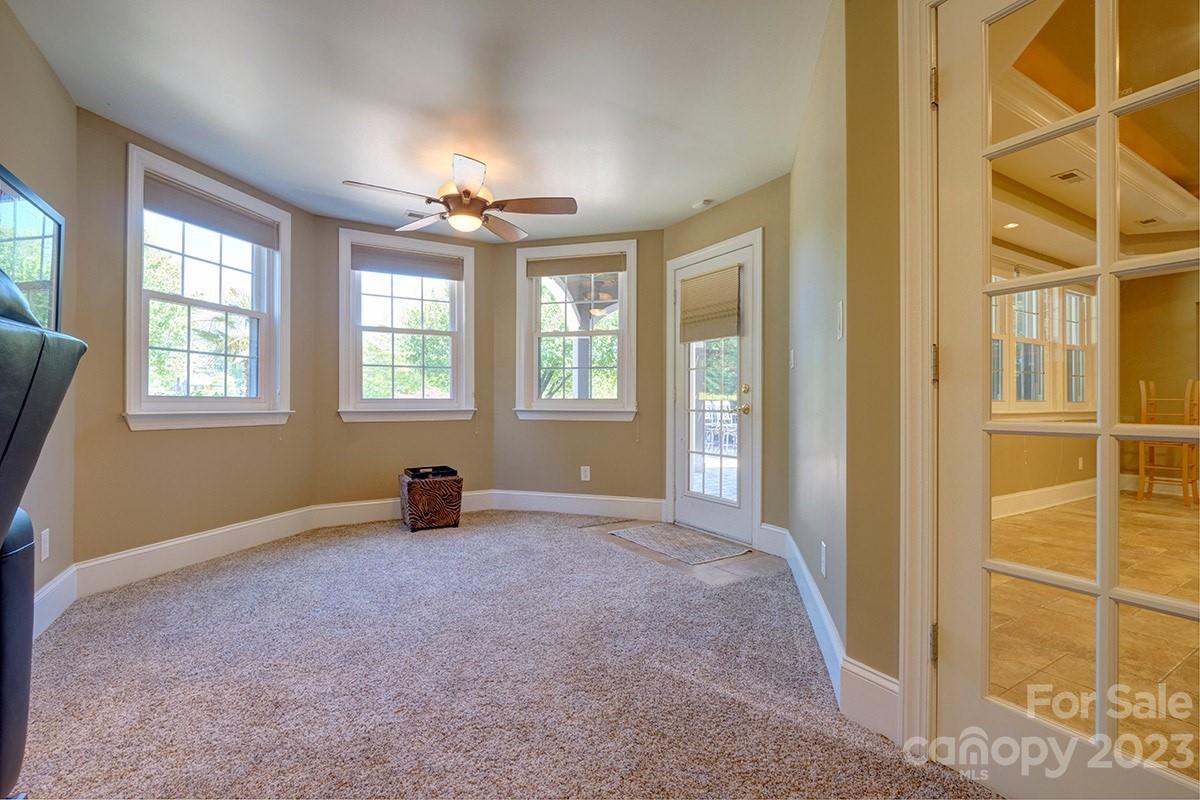 Beacon Knoll - Residential