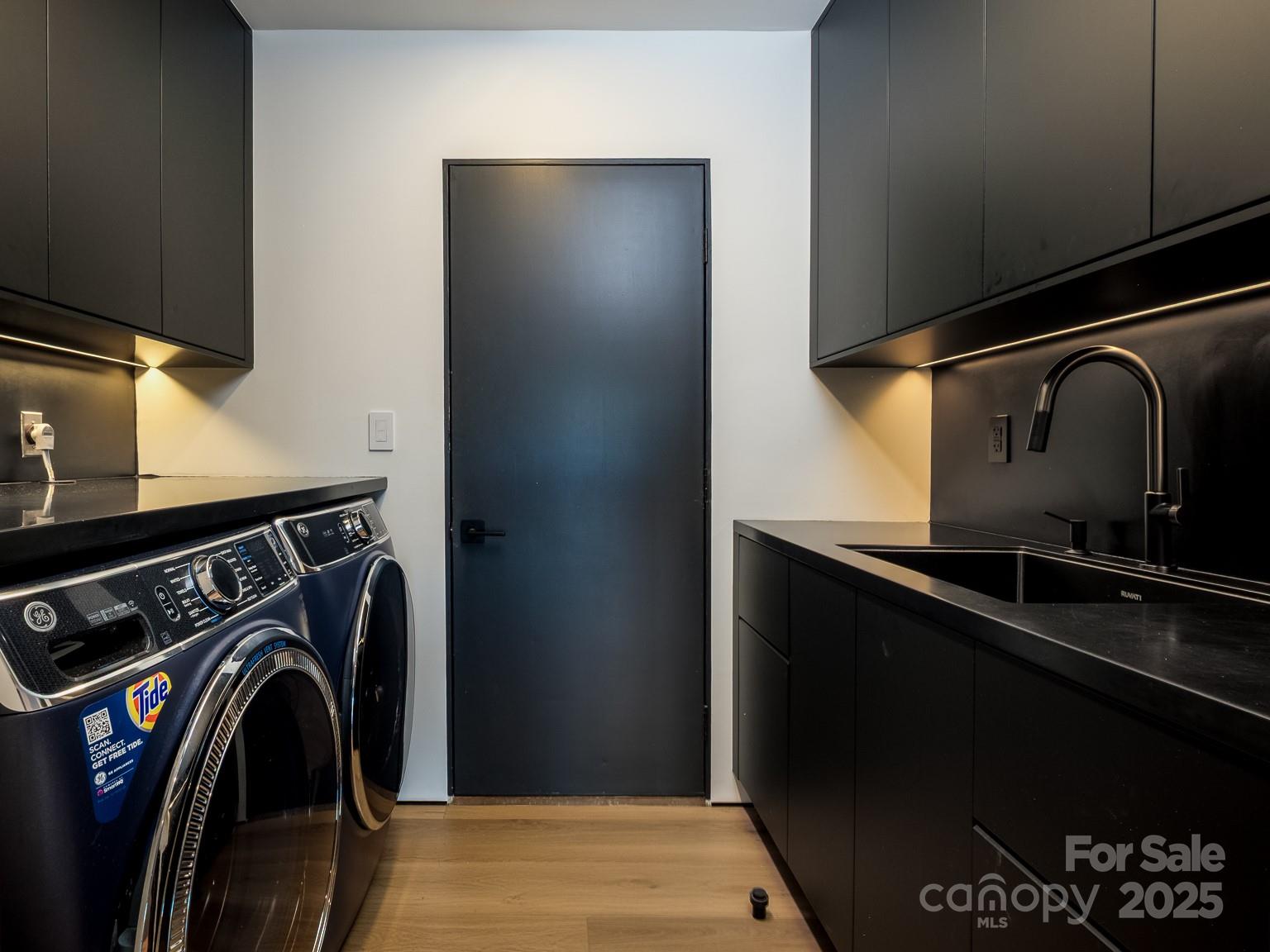 Connestee Falls - Residential