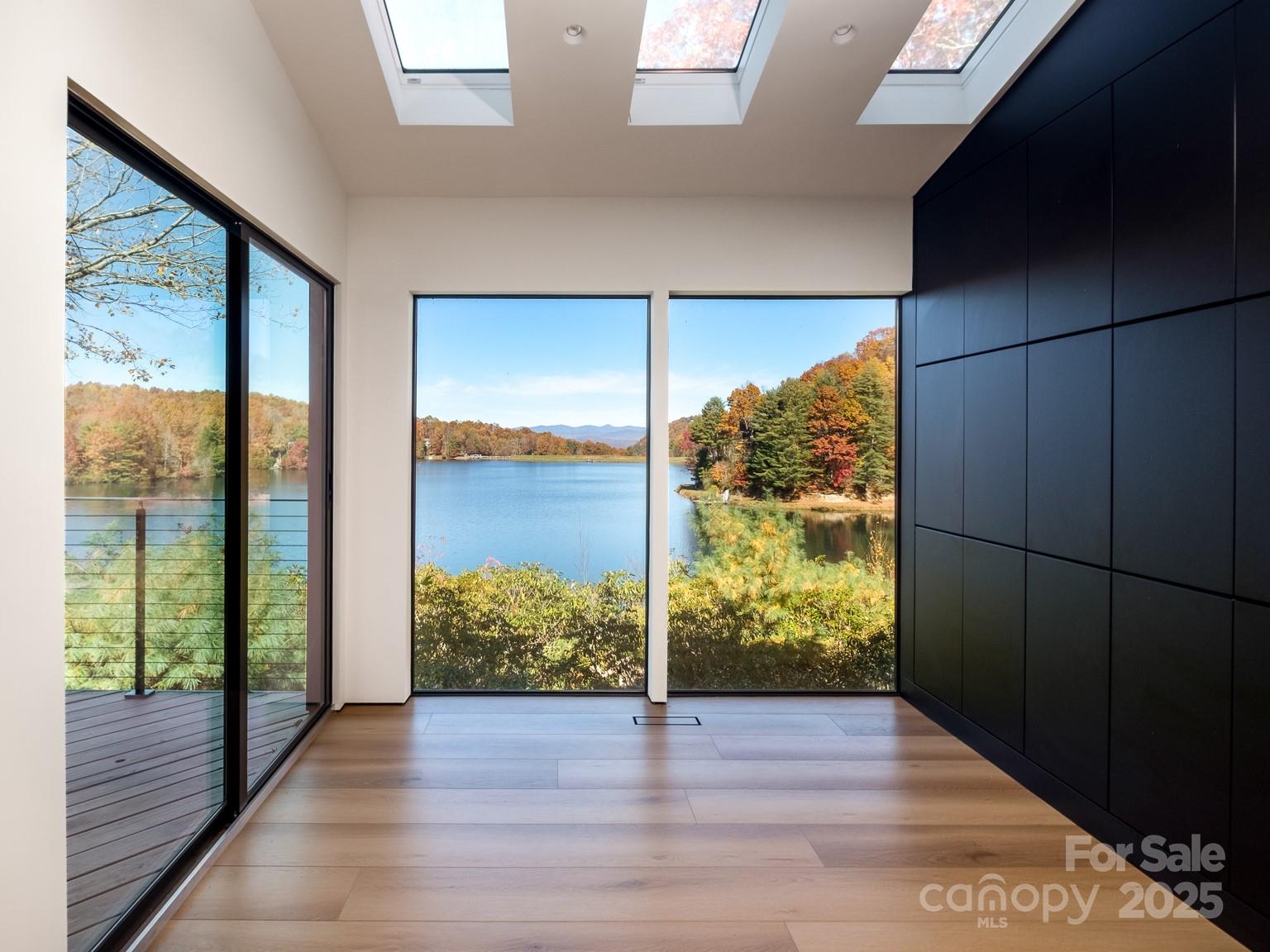 Connestee Falls - Residential