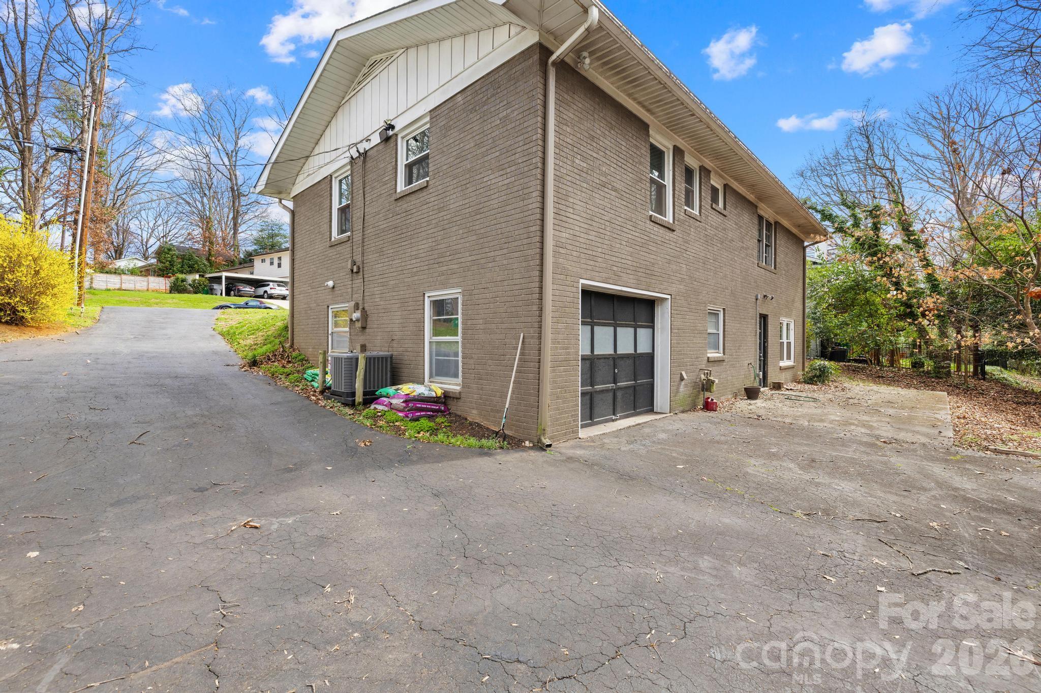 Montclaire - Residential