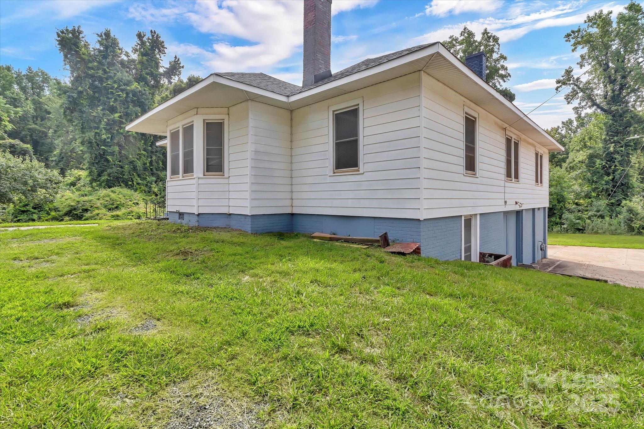 8209 Moores Chapel Road