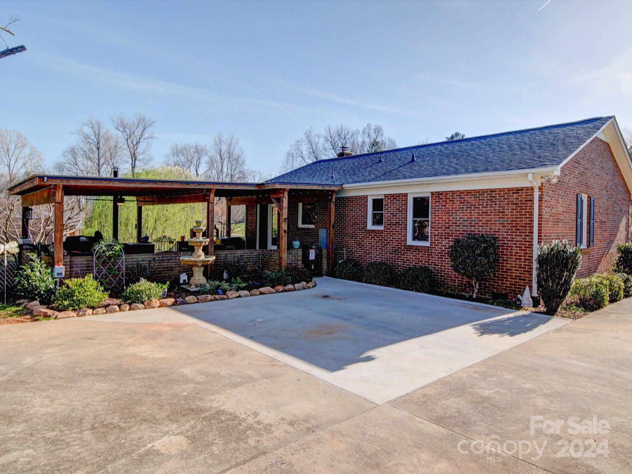 Greyfield - Residential