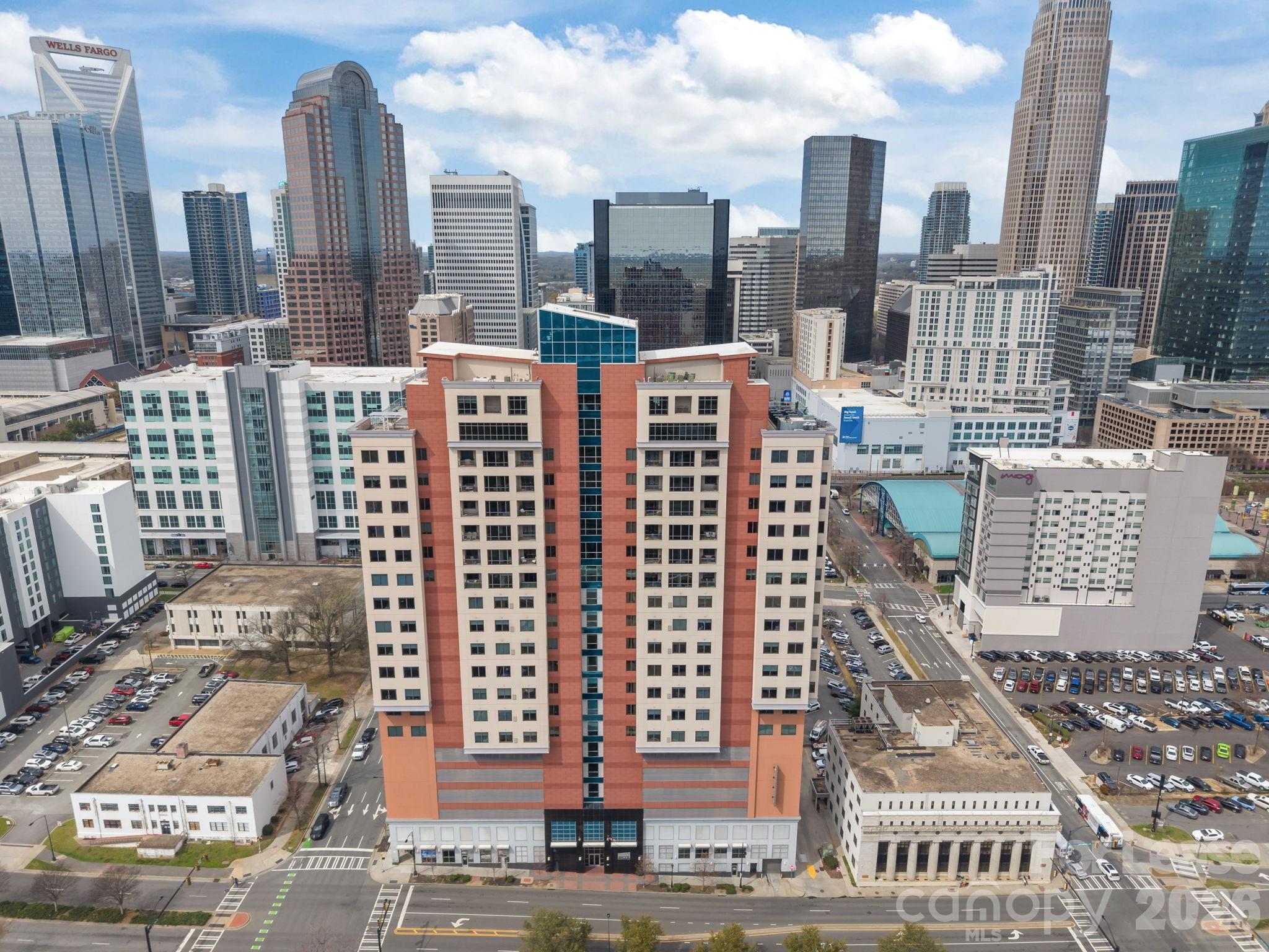 222 S Caldwell Street 1601