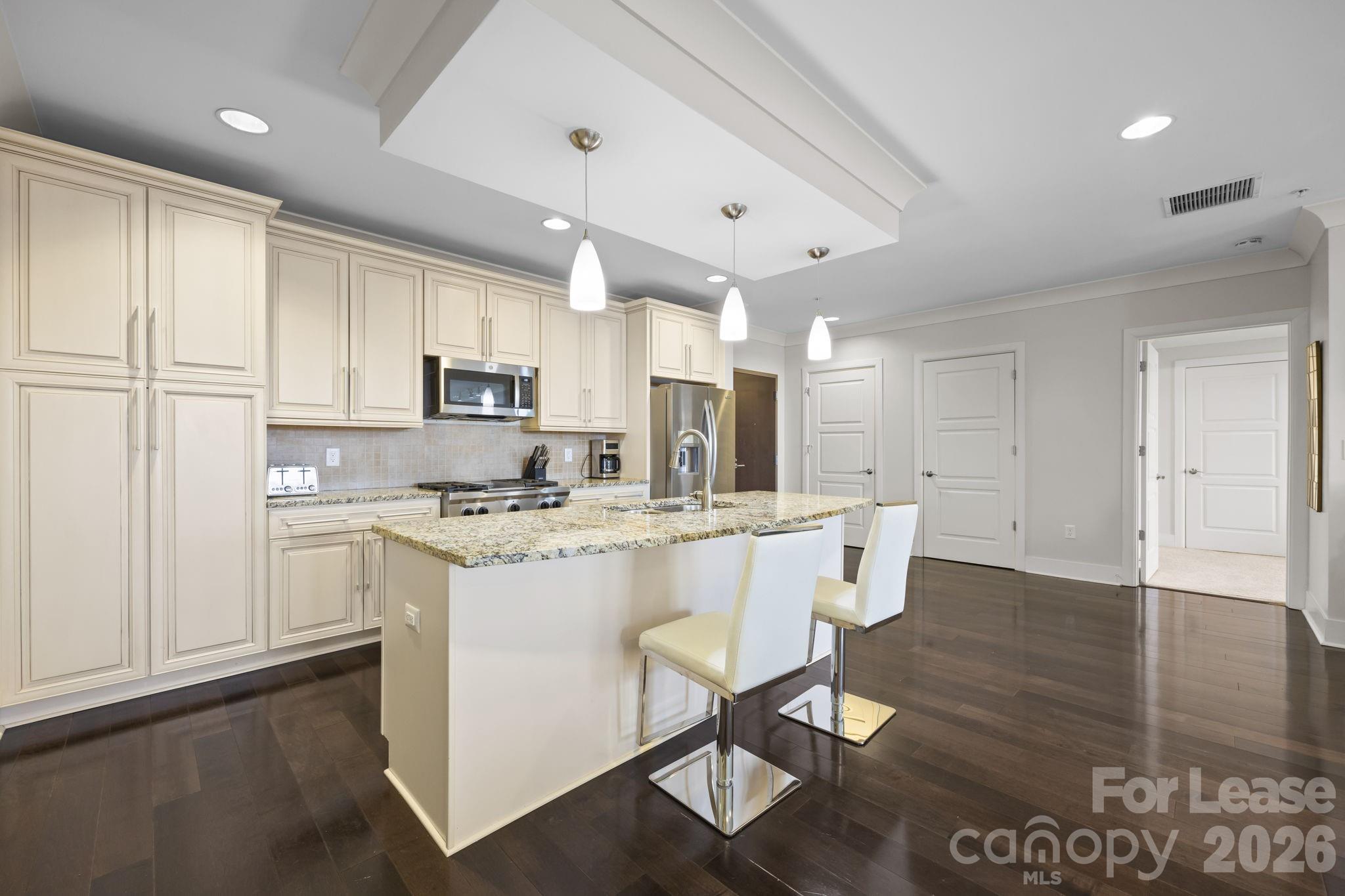 222 S Caldwell Street 1601