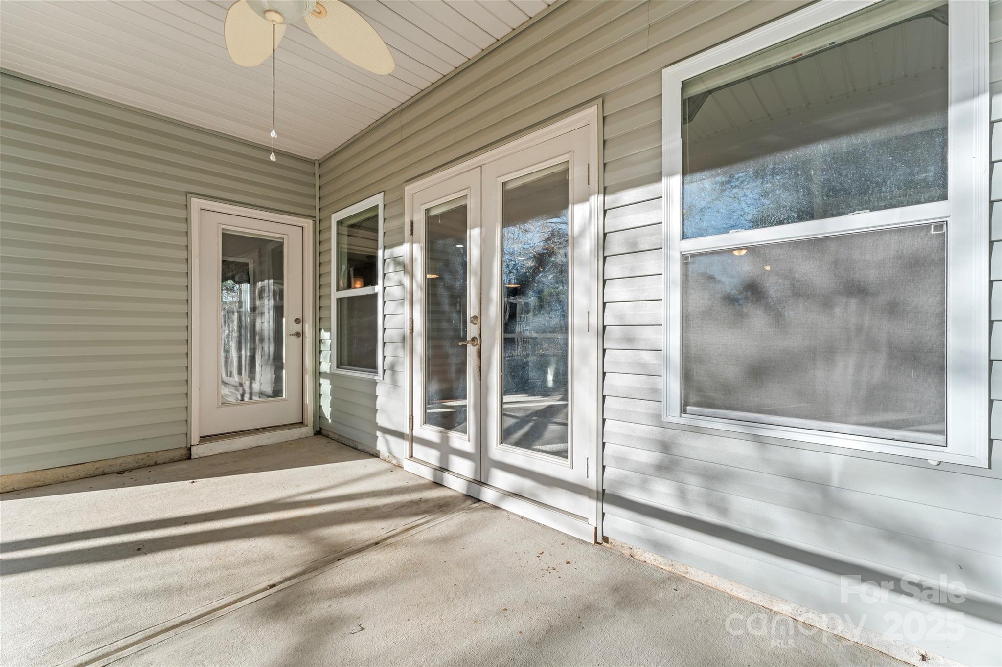 Lake Ridge - Residential