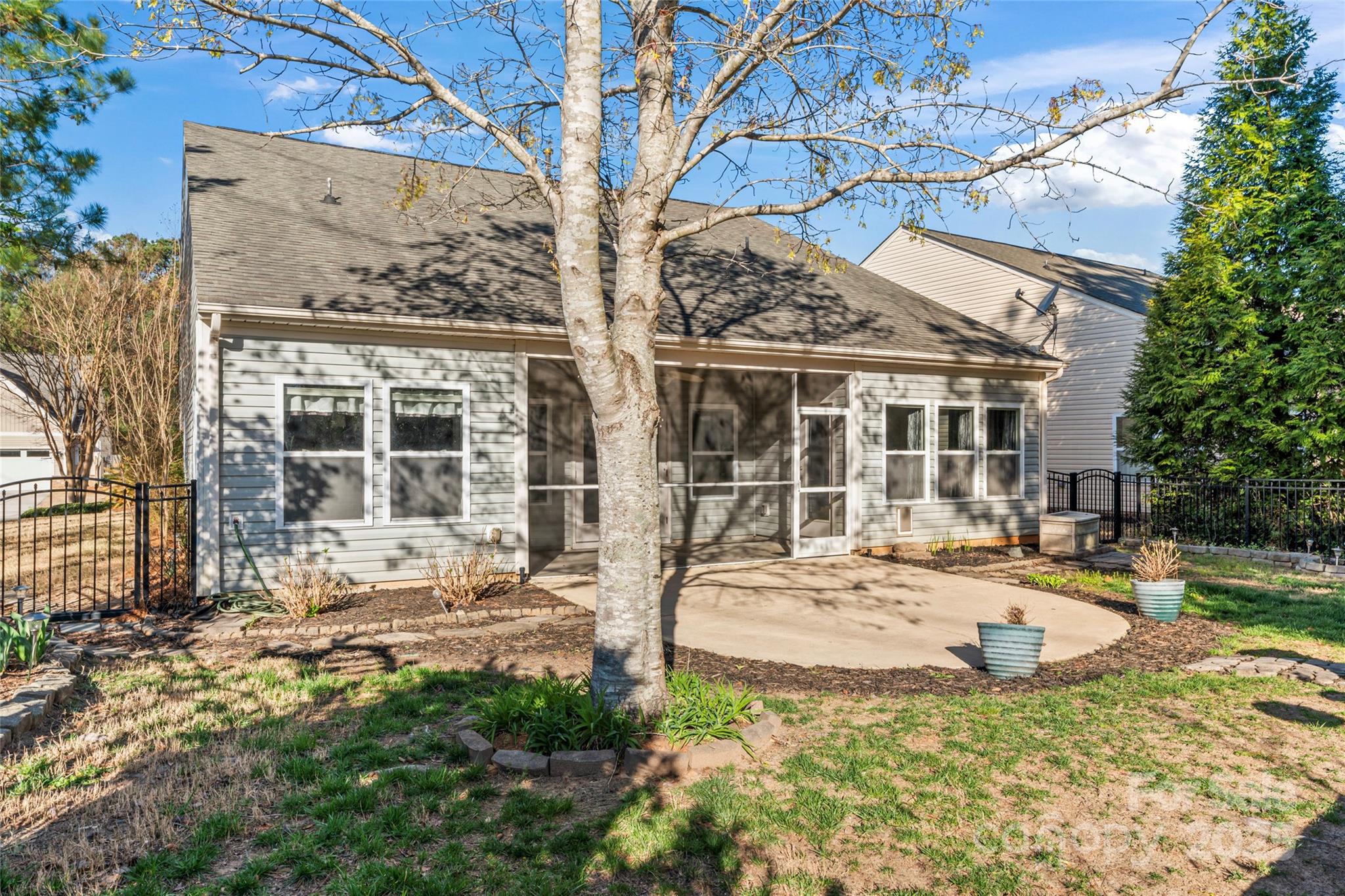 Lake Ridge - Residential