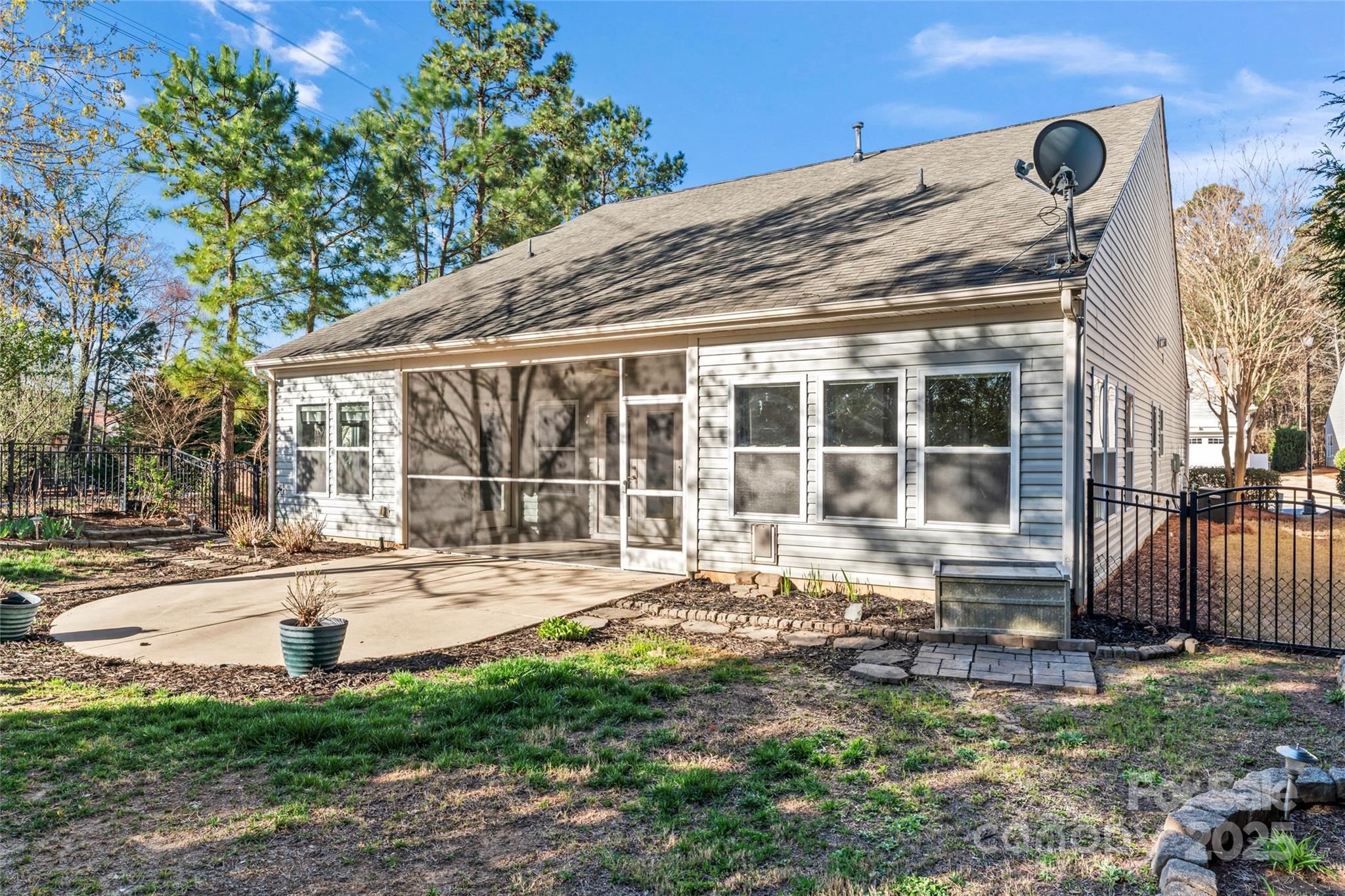 Lake Ridge - Residential