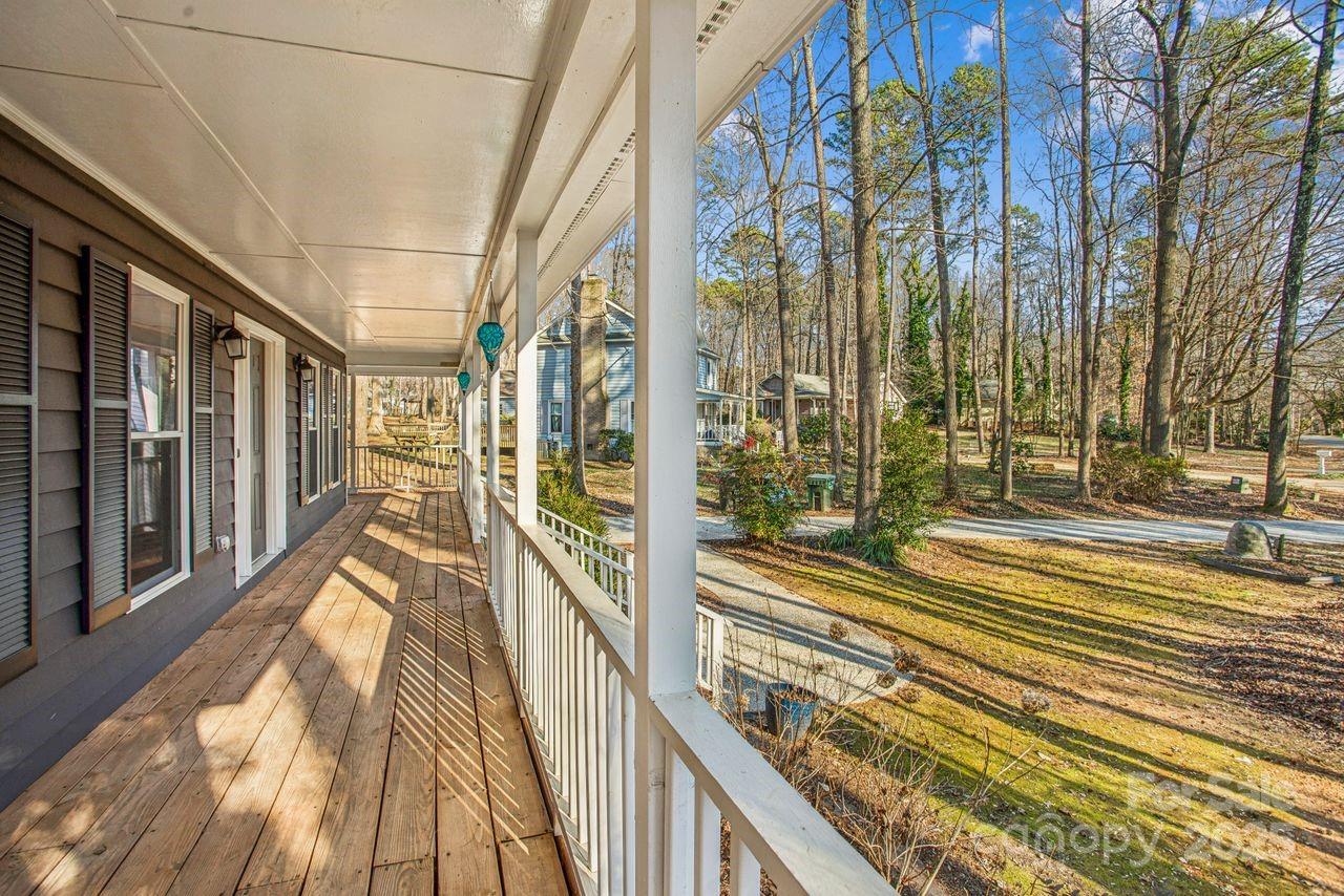 14264 Maple Hollow Lane