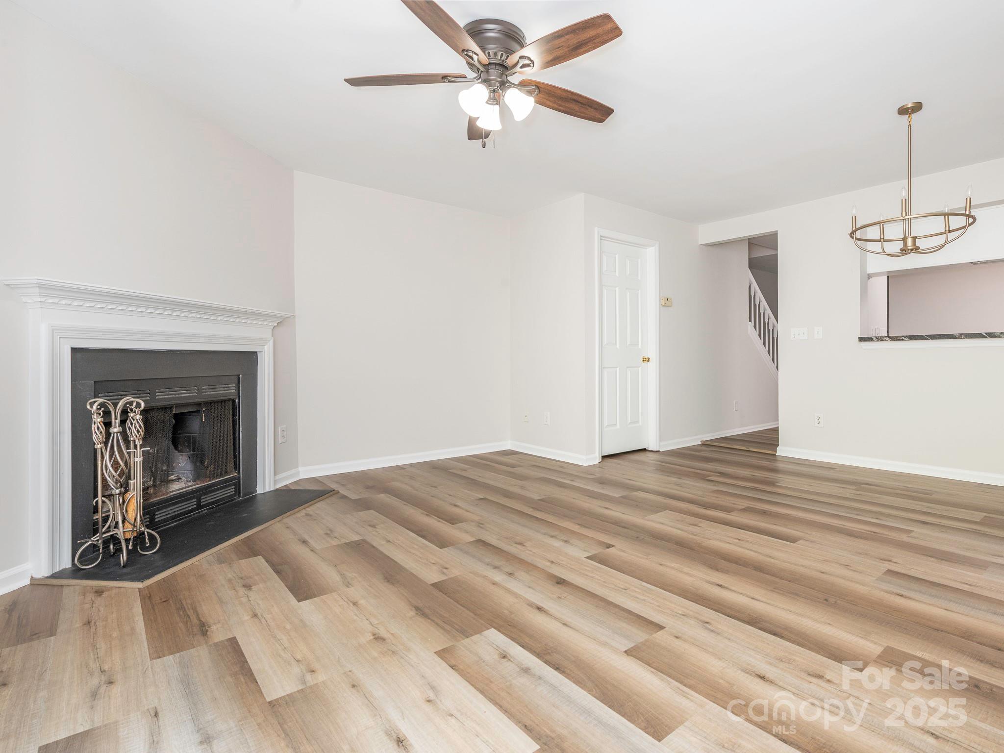 1203 Maple Shade Lane