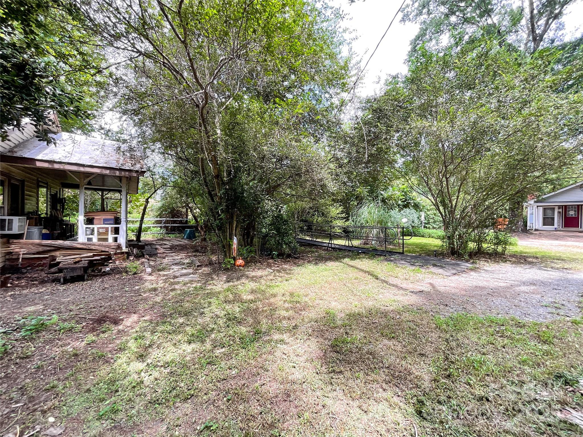 17837 Porter Hill Road