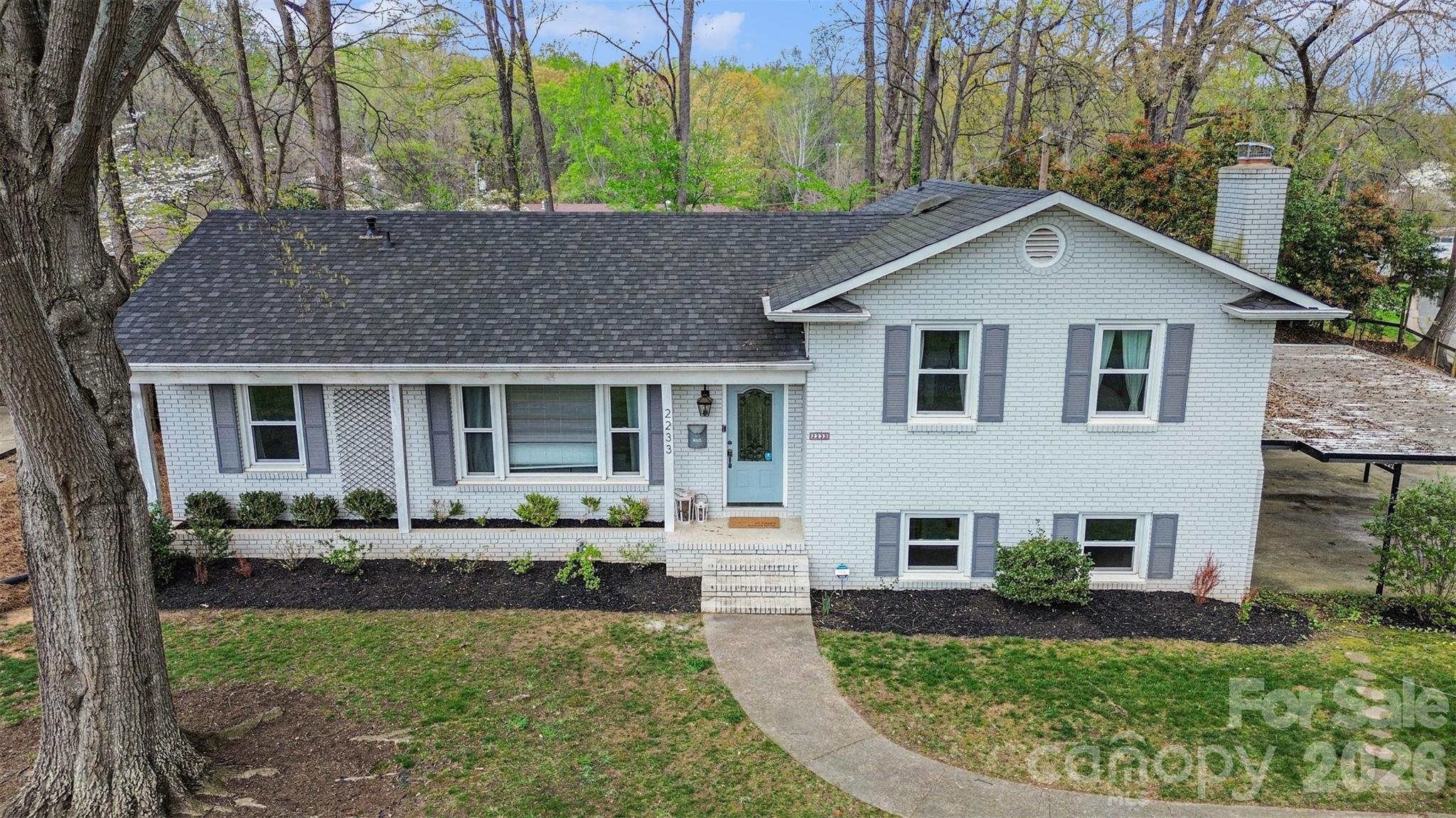 2233 Stonewood Drive