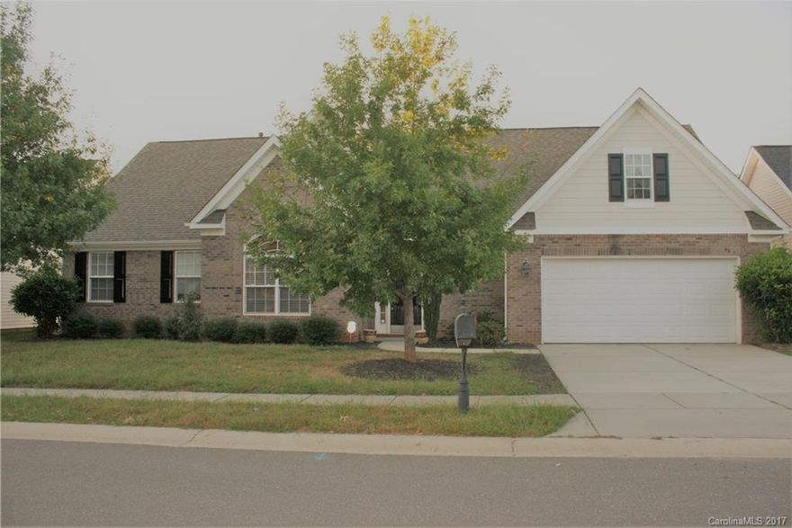 Inviting and Open ranch featuring split bedroom plan. Upgraded kitchen cabinets, gas stove, pantry, granite counters and granite island. Oversized tile in entry and kitchen, hardwoods in dining room, great room and stairs leading to 2nd floor bonus room. Bonus includes large walk in storage area. Lot includes wooded view and easy to maintain yard. Oversized master suite with bay window. As of 9-28 home freshly painted from top to bottom including exterior and garage. Home was pressured washed.