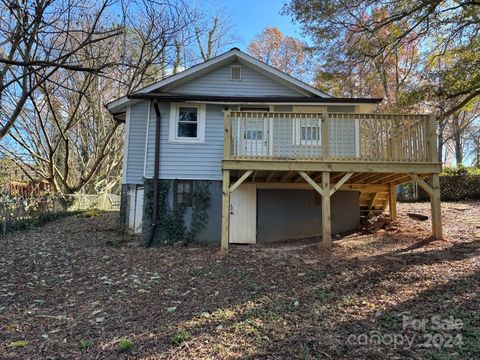 A home in Hickory