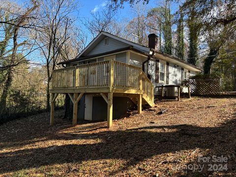 A home in Hickory