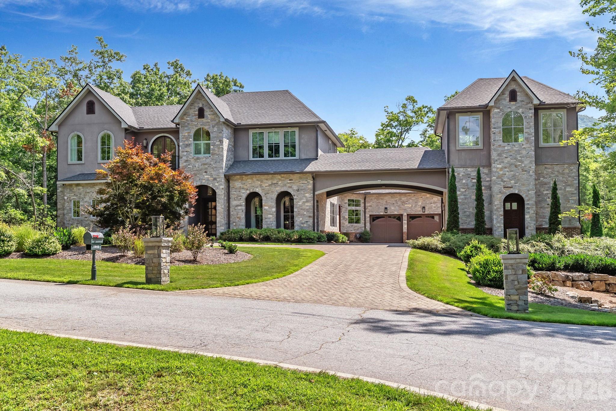 1905 White Tree Trail 219