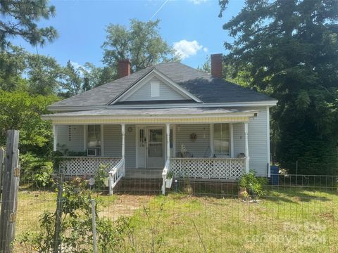 Single Family Residence in Morven NC 7559 US Highway 52 Highway.jpg