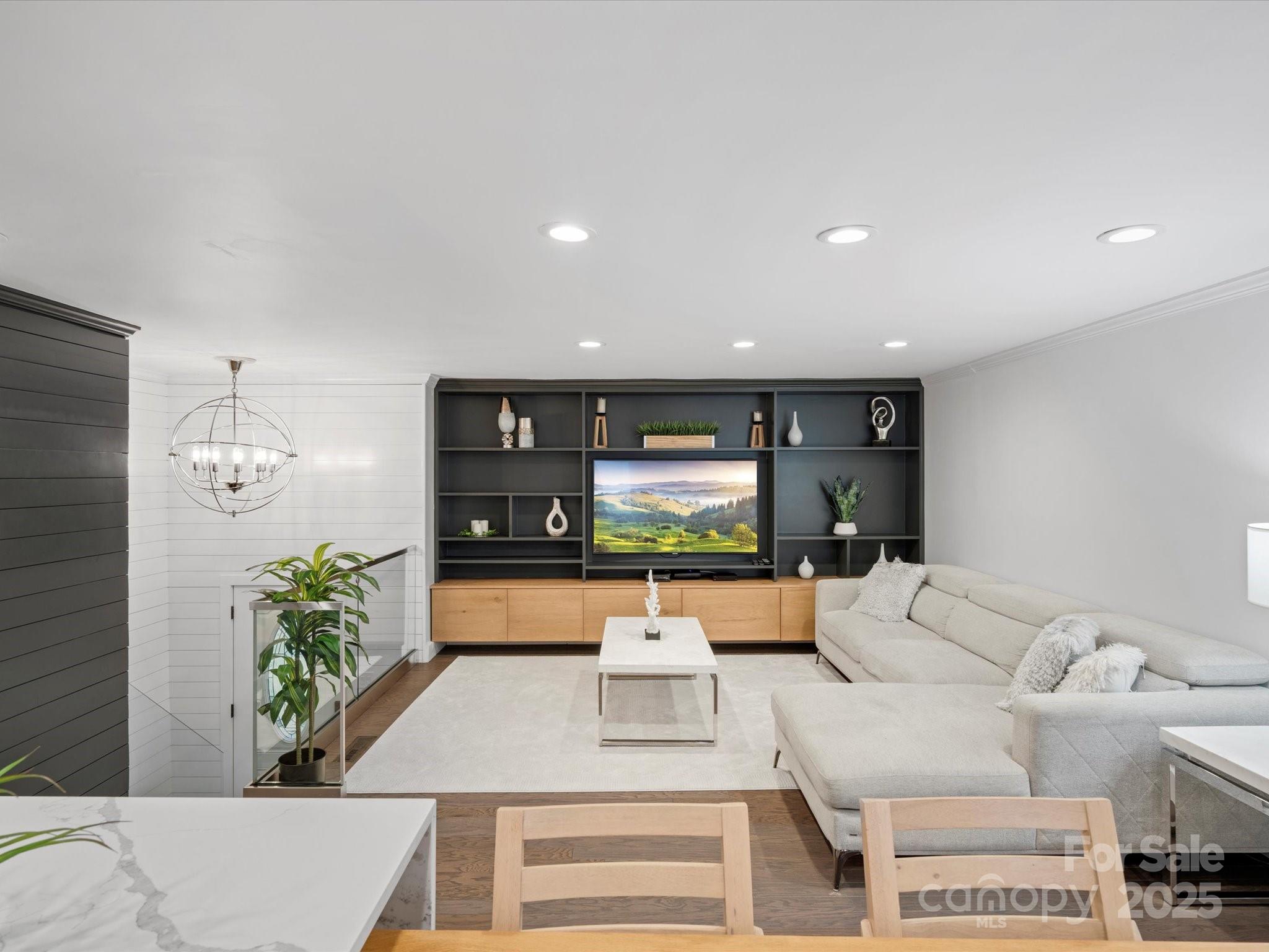 Shadow Lake - Residential