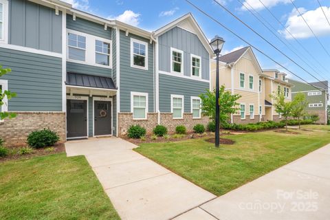 711 Beaty Street Davidson NC 28036