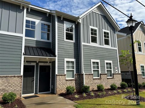 711 Beaty Street Davidson NC 28036