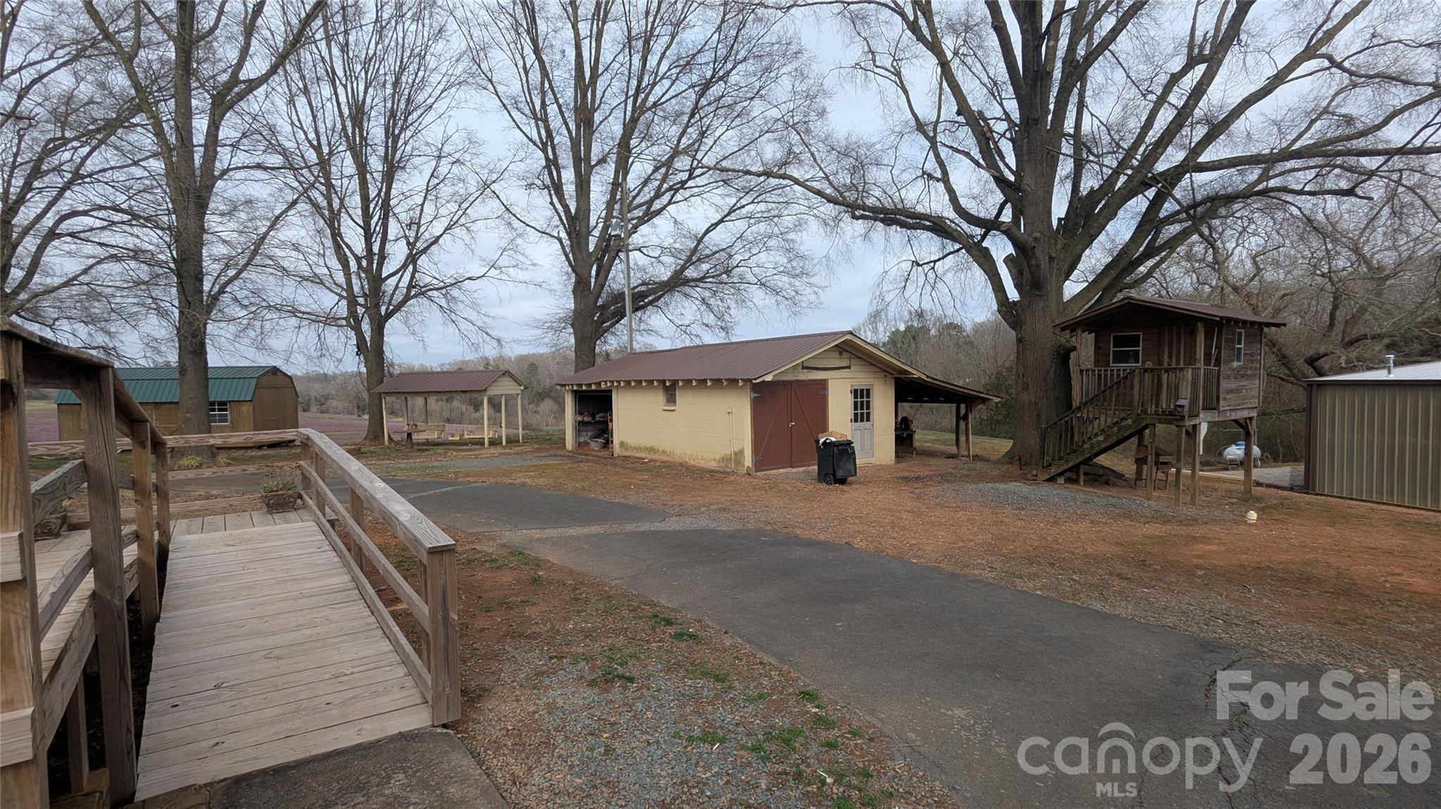 1524 Old Lawyers Road