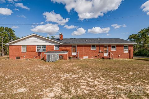 A home in Cheraw