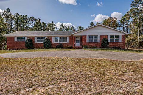 A home in Cheraw