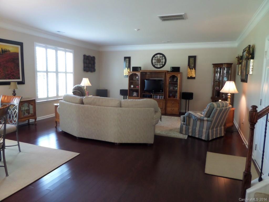 Almond Glen - Residential