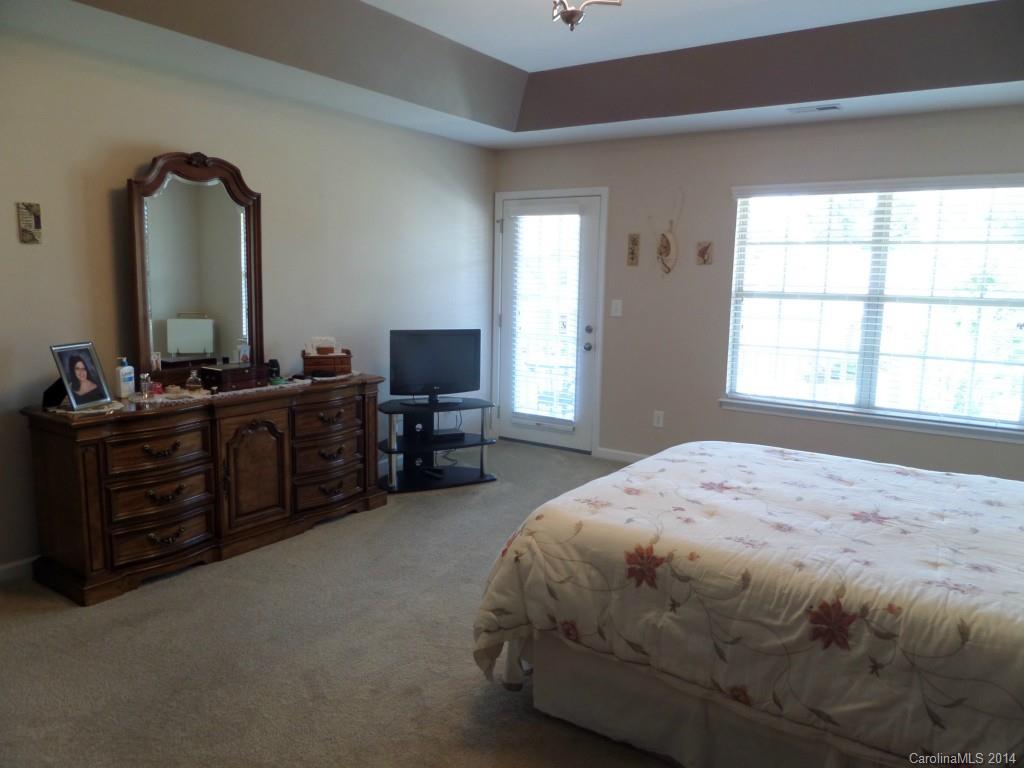 Almond Glen - Residential