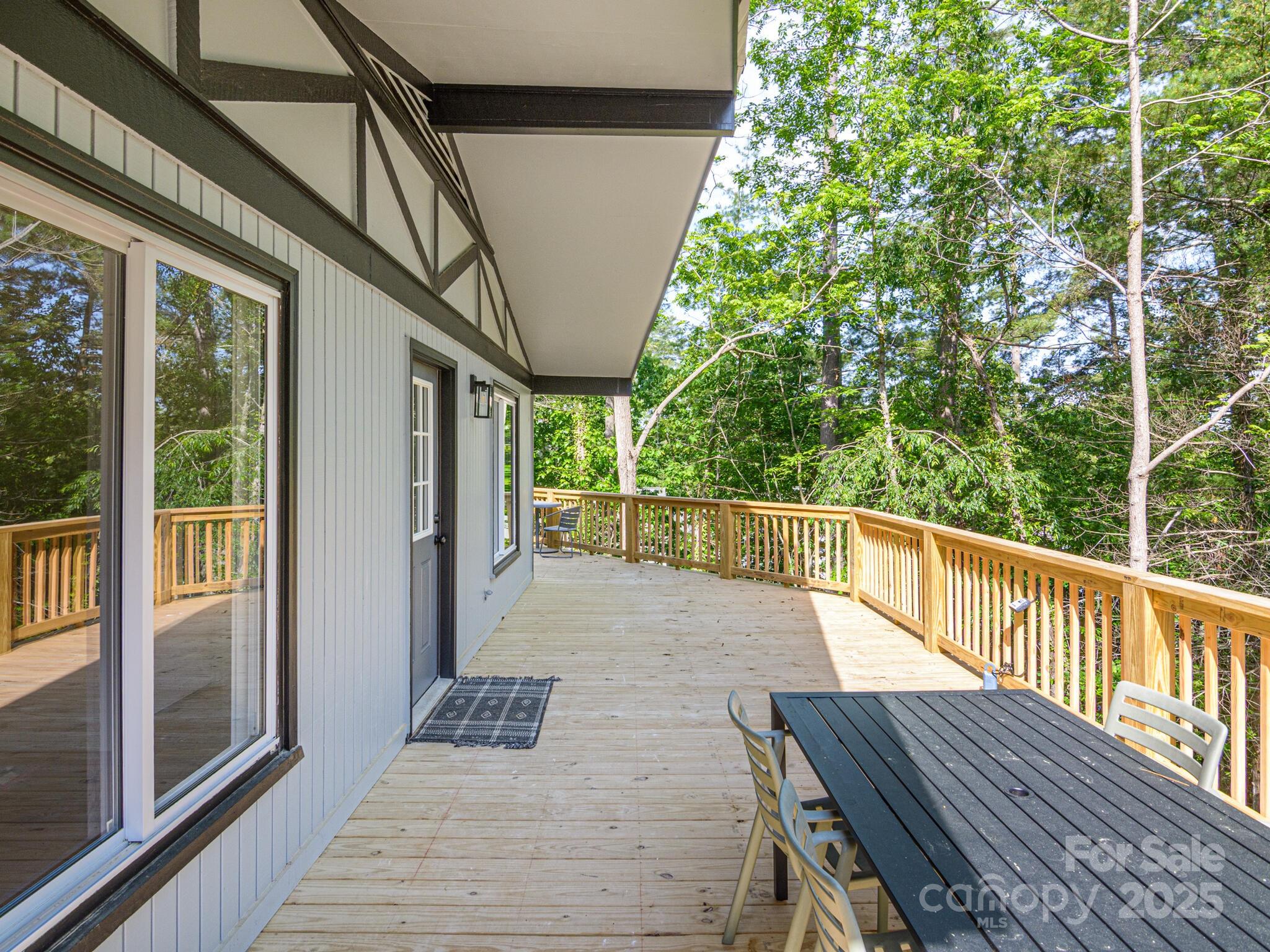 23 Leisure Mountain Road
