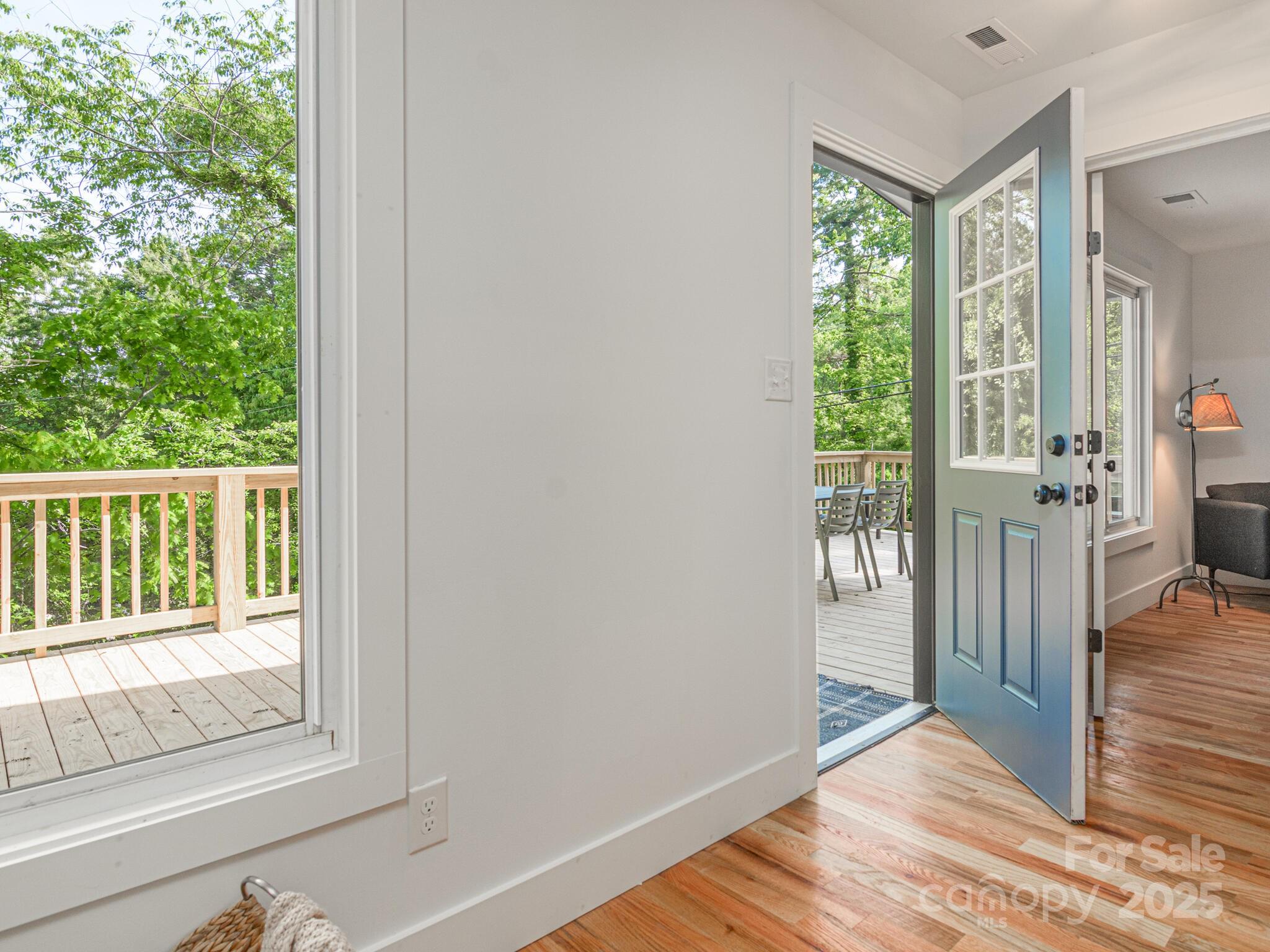 Woodland Hills - Residential