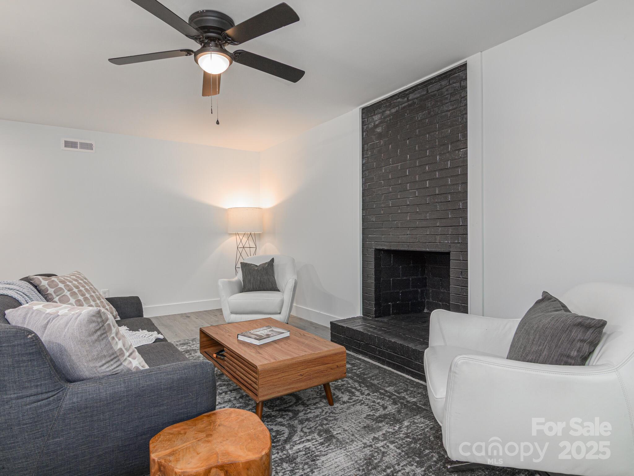 Woodland Hills - Residential