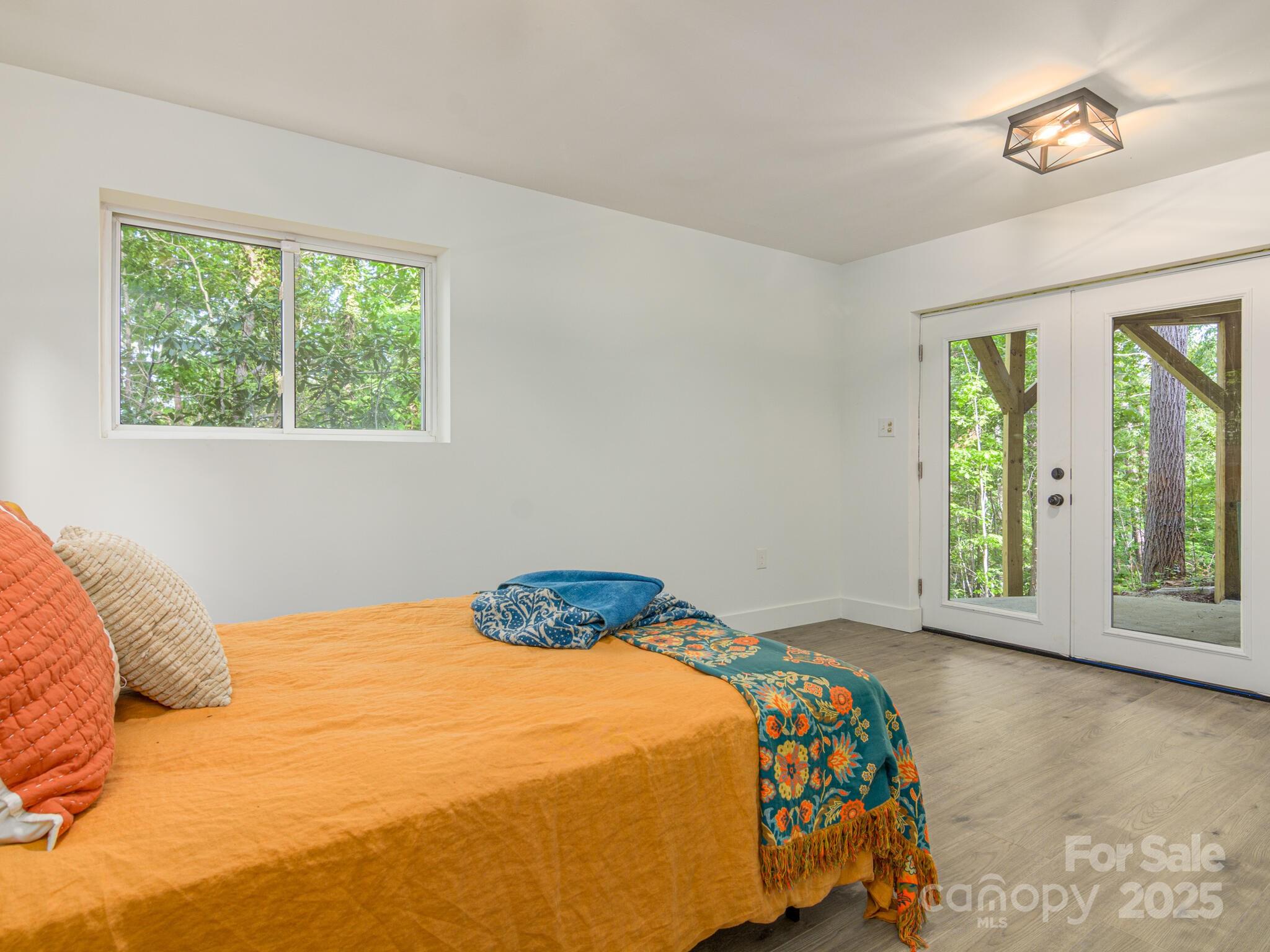 Woodland Hills - Residential