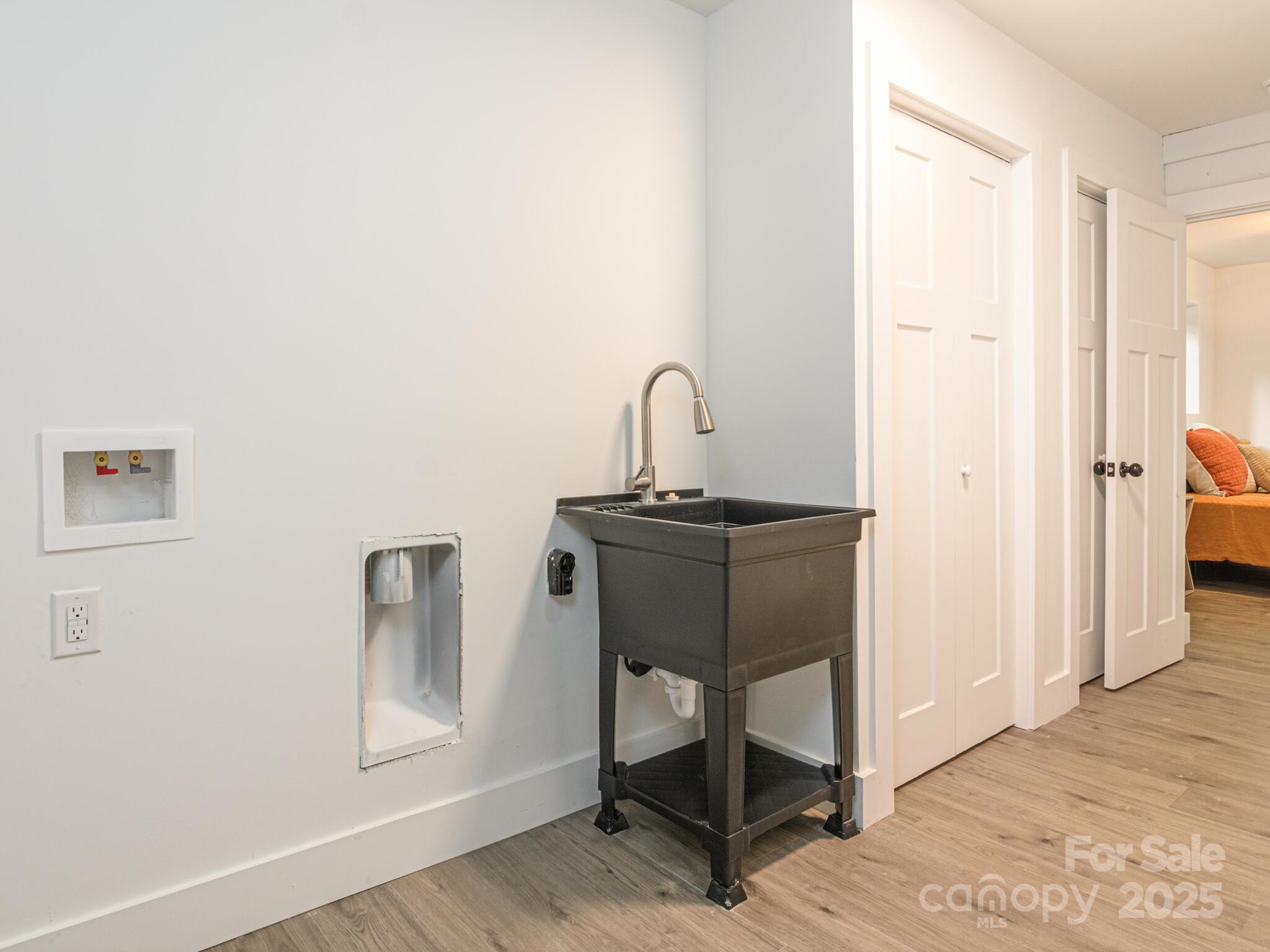 Woodland Hills - Residential