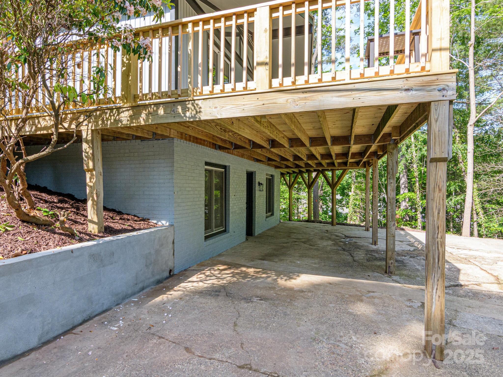 Woodland Hills - Residential