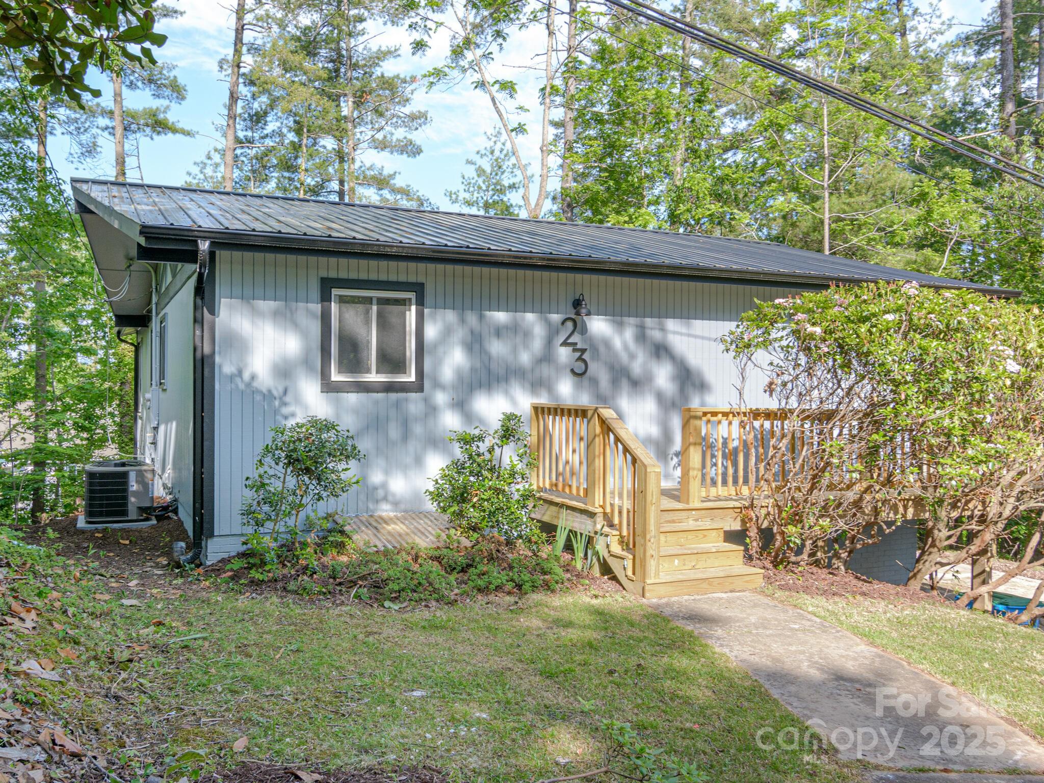 23 Leisure Mountain Road