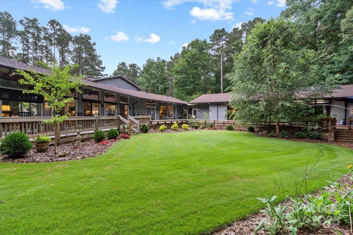 Royal Oaks - Residential