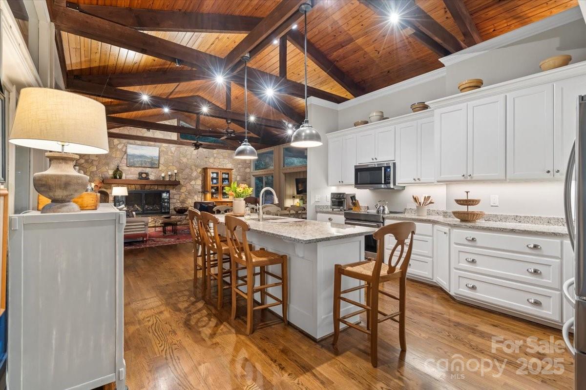 Royal Oaks - Residential