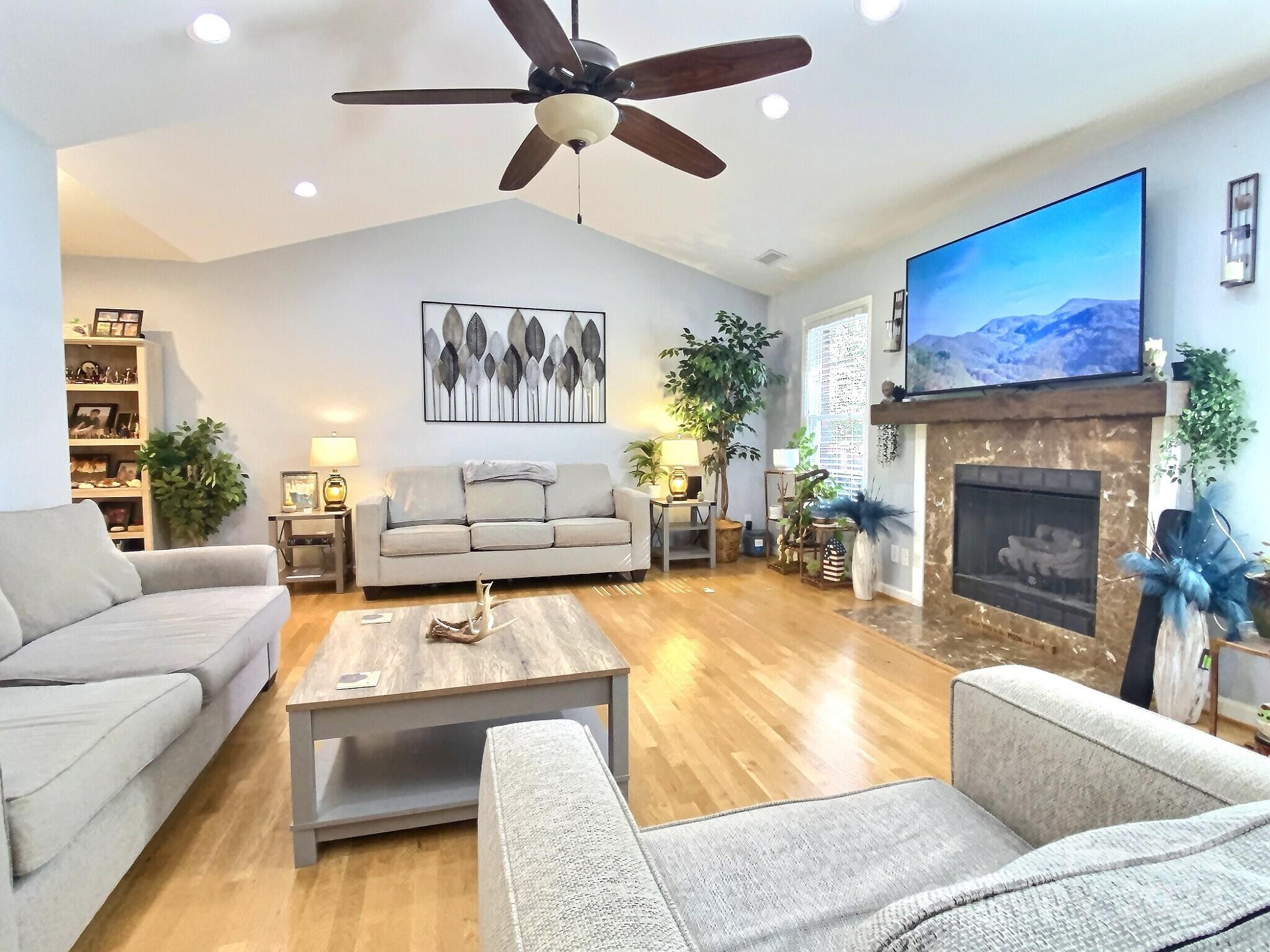 Cameron Heights - Residential