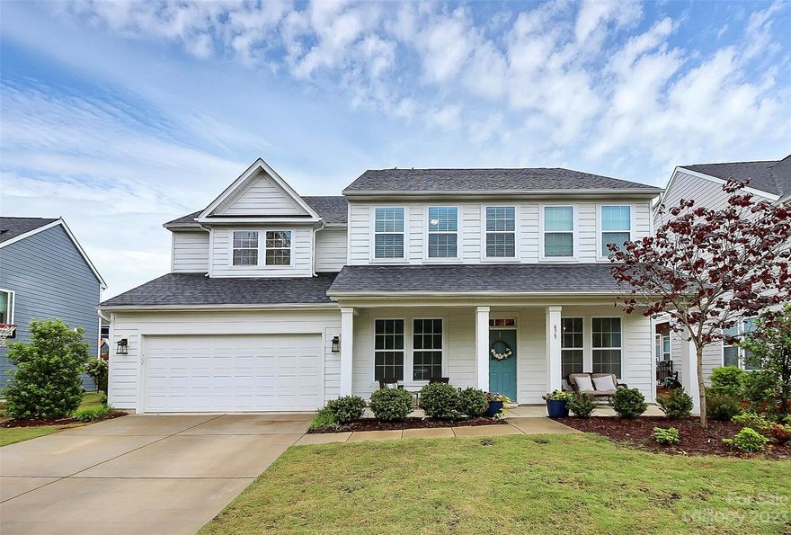 Incredible Dan Ryan home located in the highly desirable Masons Bend community located in a quiet cul-de-sac just steps away from the Carolina Thread Trail system. This home boasts 5 bedrooms and 4 full bathrooms with an open floor plan perfect for entertaining. Huge kitchen with walk-in pantry and butler pantry, spacious living room, home office, formal dining area and main level guest suite with its own full bathroom. Second level owner's suite with tray ceilings, 2 walk in closets, tub and large custom shower with subway tile, 2 additional bedrooms with Jack and Jill shared bathroom. Large open loft area, laundry room hook up for utility sink, Custom faux wood blinds throughout the entire home. Stairwell and upstairs hallway and flex space freshly painted April 2023. Termite bond in place. Schedule your showings today!