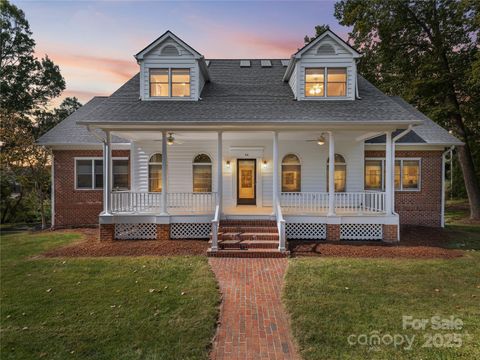44 Ardoyne Road Asheville NC 28804